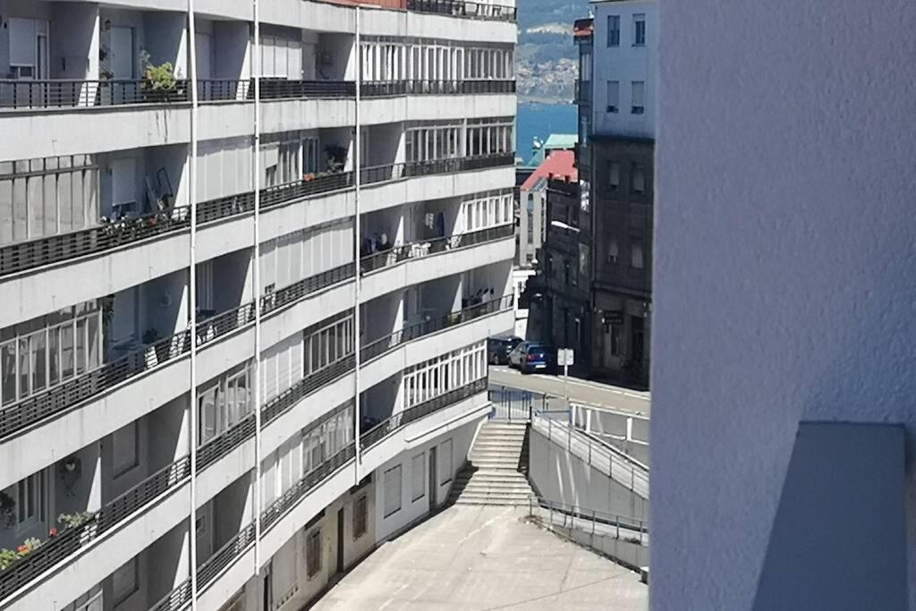 Piso Moderno Con Garaje En El Centro De Vigo Apartment Bagian luar foto